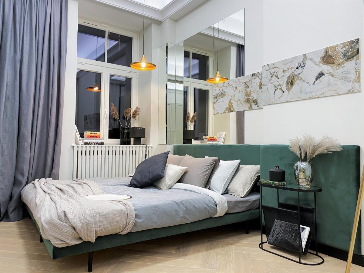 Ak Apartments Варшава Екстериор снимка