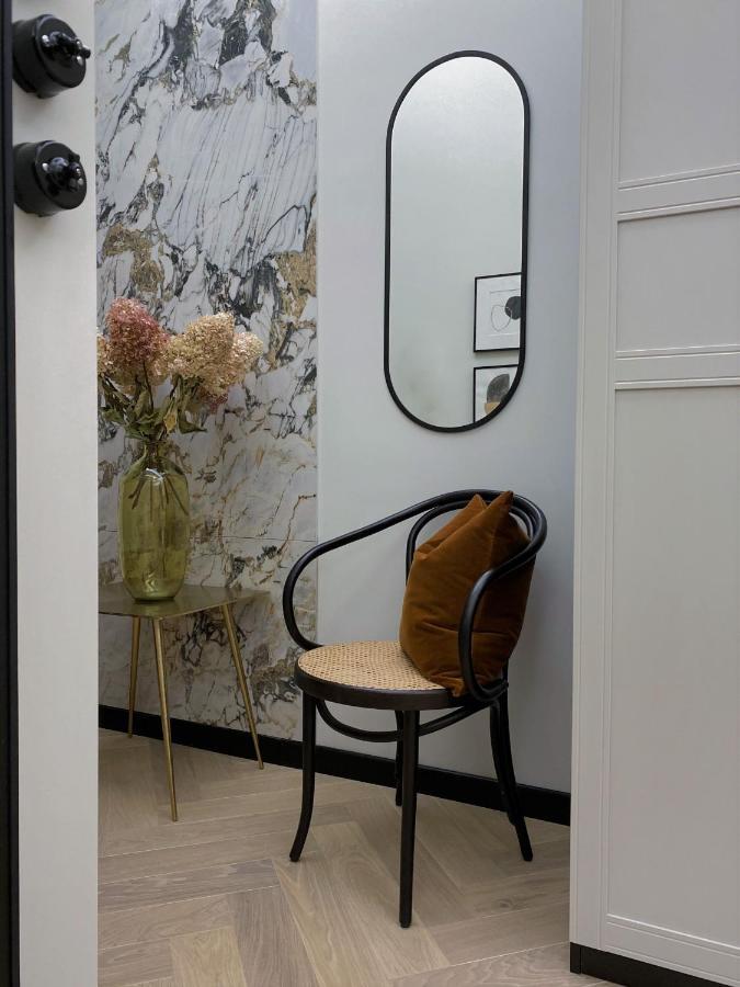 Ak Apartments Варшава Екстериор снимка