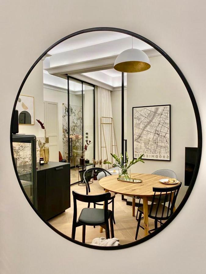 Ak Apartments Варшава Екстериор снимка